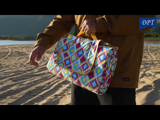 فرشة الشاطىء 2*2 م- سهلة الحمل والتخزين، تحمي من الرطوبة، سهلة التنظيف،ضمان سنتان