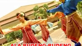 Download lagu Charles Simbolon & Juli Manurung - Sikuda gara & Sikacang Koro mp3