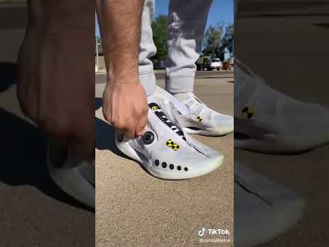 Futuristic Basketball Shoes Have NO LACES‼️👀🔥 #short #shorts