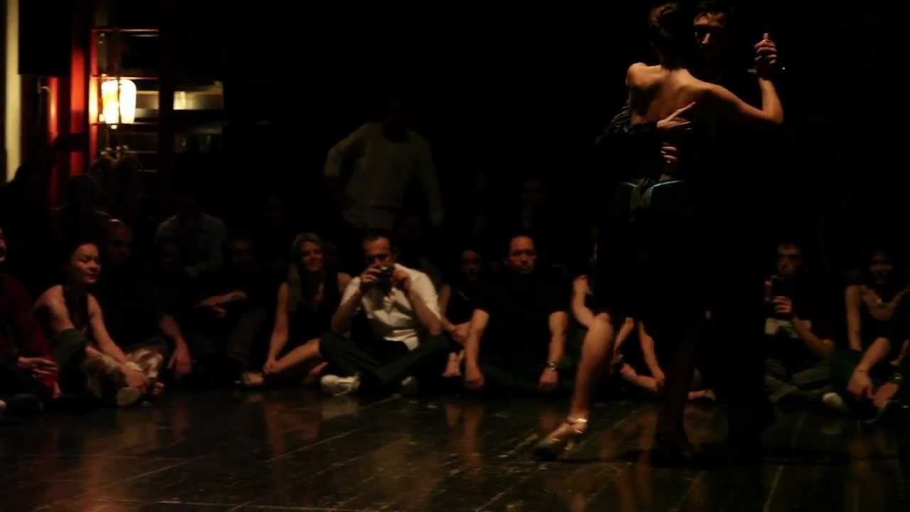 Video thumbnail for Fausto Carpino e Stephanie Fesneau. Milonga Sì #1