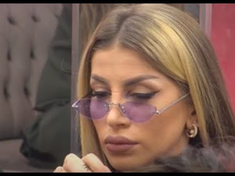 Priča meni, a obraća se DEŽURNOJ!