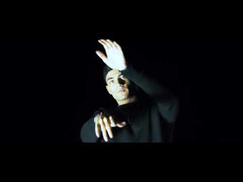 Атанас Колев - GUCCI SLIDES | HD VIDEO