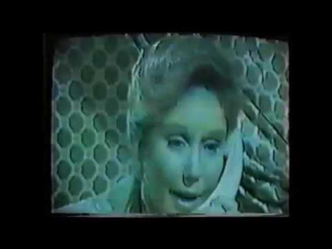 GH 1979 Apr ~ Rick & Lesley On The Rocks (13)