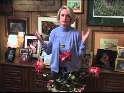 The Making of Roar: EXCLUSIVE CLIP 3