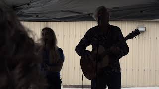 Robyn Hitchcock (with Emma Swift): &quot;Glass Hotel&quot; (9/16/2018)