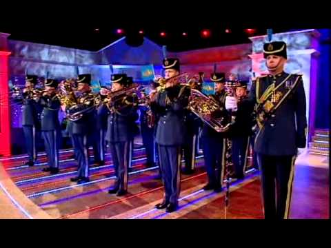 RAF Central Band - 633 squadron - Alan Titchmarsh