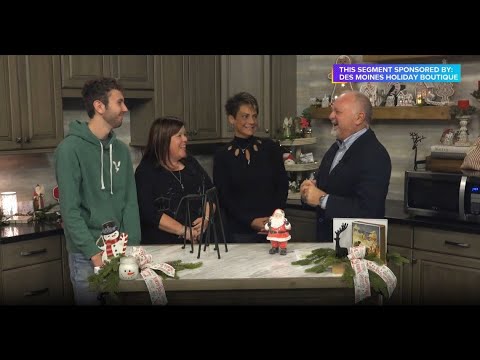 Stop by Purple Door Home Decor at the Des Moines Holiday Boutique for decor tips! | Paid Content