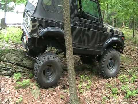 Suzuki Samurai Missing Link Drop Shackles w/ CJ Springs Rear Suspension