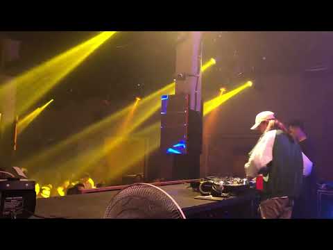 မြေနီလမ်း (Festival Remix By DJ OGGY x DJ H-Ag )