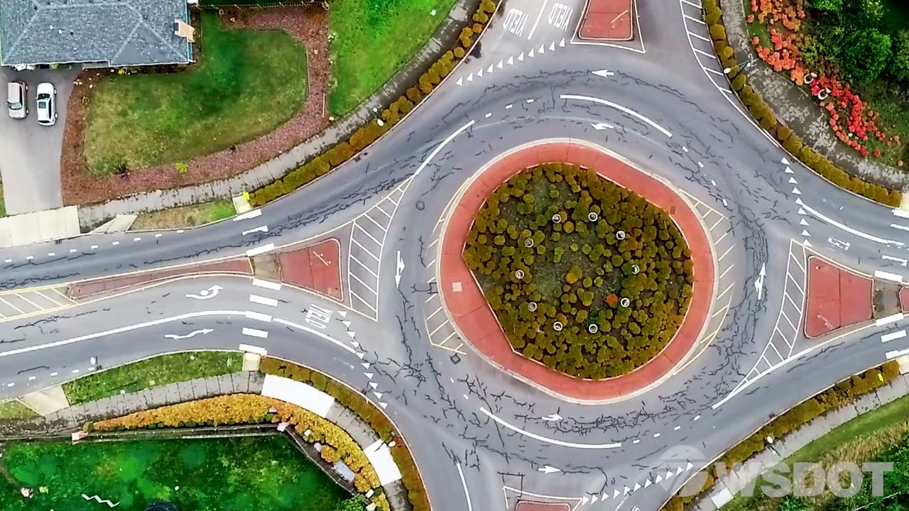 Navigating a roundabout for pedestrians and cyclists