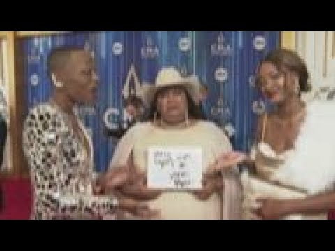 Marty Raybon of Shenandoah reflects on Jeff Cook at the CMAs