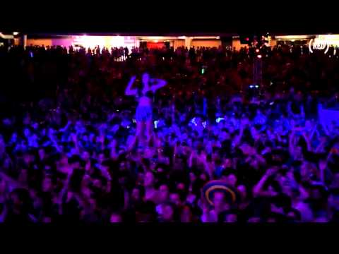 Armin Van Buuren - Live at Stereosonic Sydney 2013