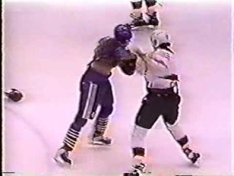 Rob Ray vs Randy McKay
