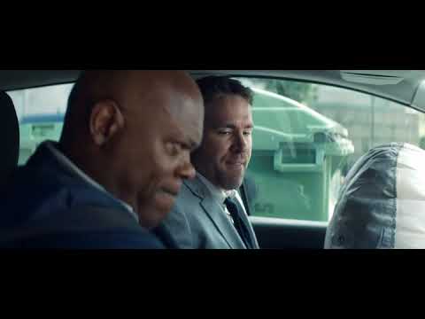 Я тебе еще одну дырку в жопе сделаю, если не свалишь из машины.