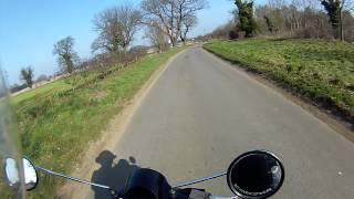 preview picture of video 'Vespa PX125 riding along Friday Street, Suffolk'