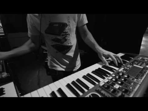 Téhu - Tineline (Live @Laika 2016)