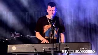 FrankMusik - Confusion Girl (MTV Live Session at Oxegen Festival 2009)