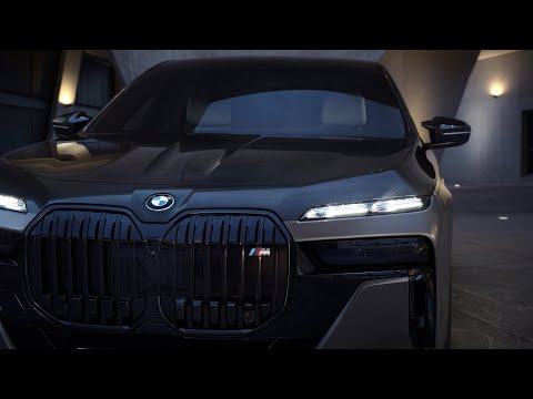 2023 BMW M760e xDrive - 571 HP Luxury M Power Hybrid