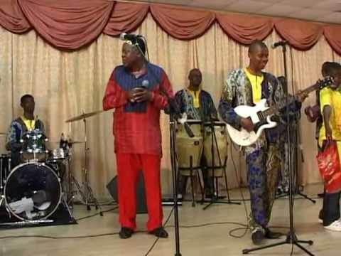 Osayomore Joseph and Monday Dollar Ojo Band (London Live Concert) 2 of 5