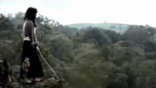 Kembalikan lagi senyumku