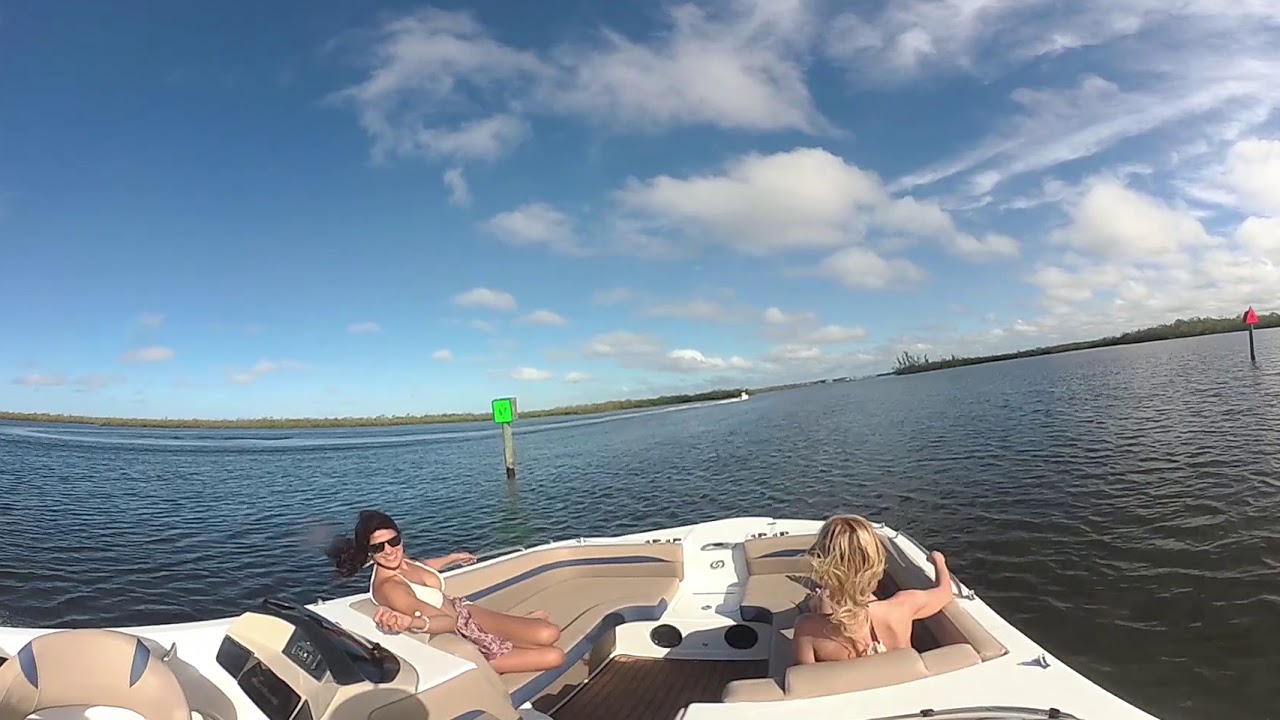 Покатушки на Hurricane Sundeck Sport 218 OB