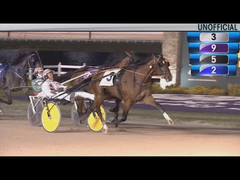 Gimpanzee & B Sears/M Melander wins Breeders Crown Open ($500,000) in 1.51,3 (09,4) at Hoosier Park.