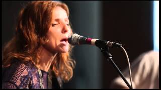 Patty Griffin - "Don't Let Me Die in Florida"