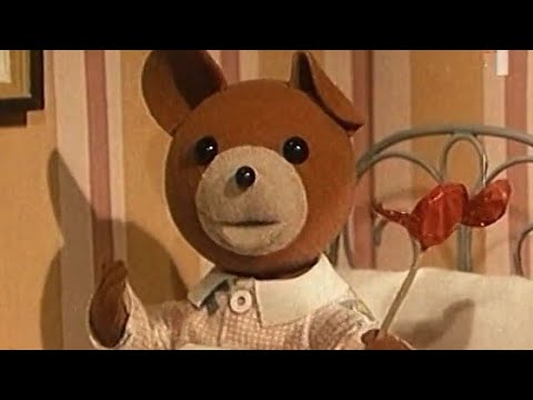 Červená lízanka | celá časť | MACKO UŠKO