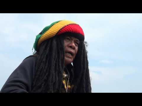 Mbah urip Bakul Teri Jadi Menteri (reggae)