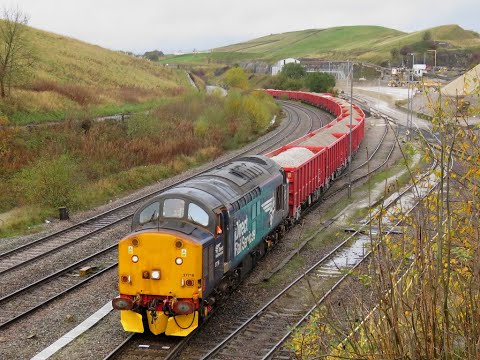 CLASS 37 37716 DRS POWER THRASH HELLFIRE SLIPPING ON WET RAIL ACTION AT PEAK FOREST NOVEMBER 2021