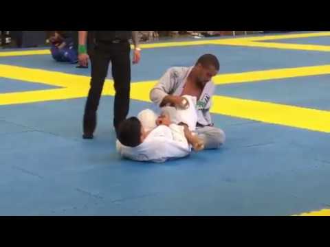 Iuri Lúcius vs Diego Pato| Semi Finals| Zurich Open| Absolute| IBJJF