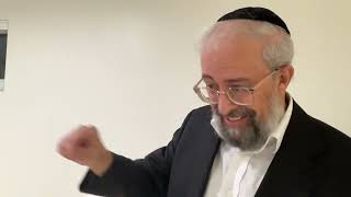 The deeper meaning of the words ״שמע ישראל״ - Rabbi Yinon Kalazan (הרב ינון קלזאן) - התמונה מוצגת ישירות מתוך אתר האינטרנט יוטיוב. זכויות היוצרים בתמונה שייכות ליוצרה. קישור קרדיט למקור התוכן נמצא בתוך דף הסרטון