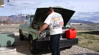 Jeep J20 pickup first start in 20 years backfires