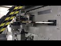 Riproduci video