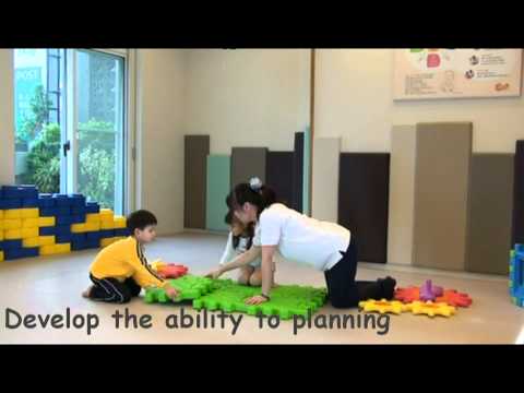 Slide 7 - Crystal Village, 36 Pieces (video)