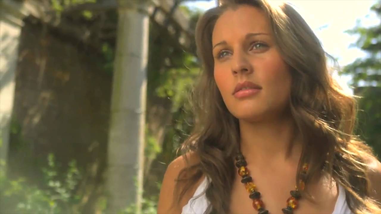 Gareth Emery ft. Lucy Saunders — Sanctuary