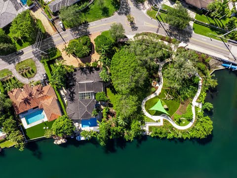 The Jills Zeder Group presents 755 Blue Rd, Coral Gables, FL 33146, USA