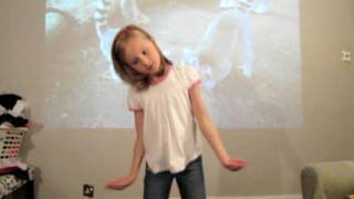 Rhianna dancing to Glad You Came by The Wanted