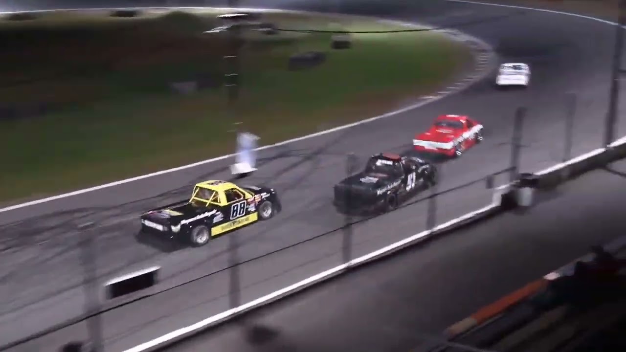 Star Speedway- Pre-Howler- Mighty Trucks feature 10-23-26