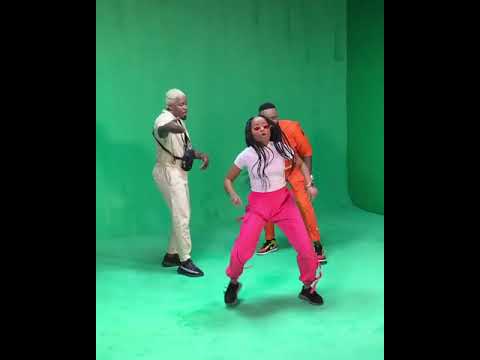 Malunne A Miúda Q Dança Bué Ft @preto__show @godzilladogameofficial batata quente 🔥