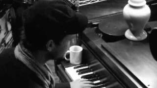 Andrew Ripp - Dresden Wine (live)