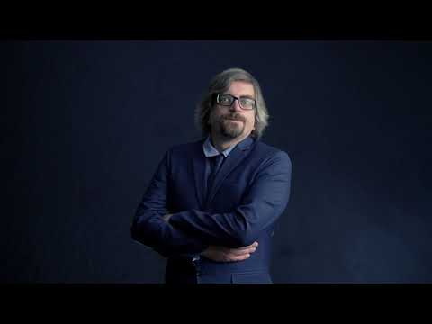 DEN MODERNE EMBEDSMAND