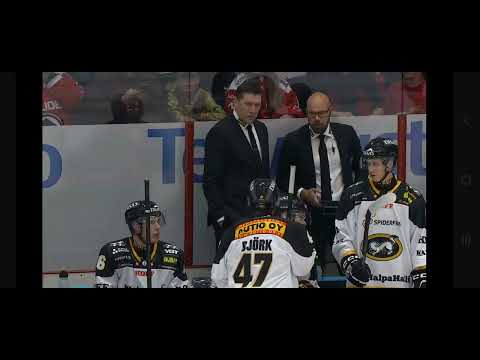 Niklas Rubin loukkaantuu heti ottelun alussa | Jotain paukahtaa torjuessa