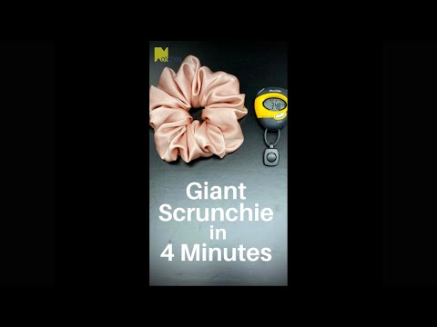 How to make a Giant Scrunchie FAST - Easy DIY scrunchie business #shorts