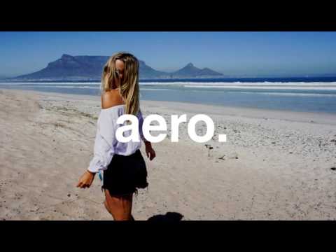 Saint Tropez Caps - The Rhythm Of The Night (Luca Deboinare Remix)