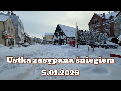 Ustka zasypana śniegiem ❄️ Po śnieżycy – spokojny spacer po mieście | 5.01.2026