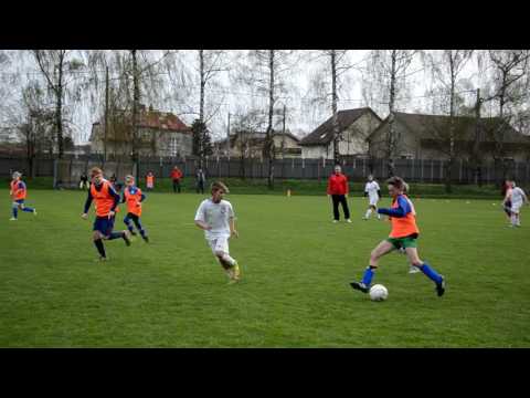 Fotbal-Sokol Hrabová 3.4.17.Přátelské utkání ml.žáků s Třebovicemi druhý poločas