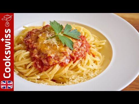 Spaghetti with Tomato Sauce - Swiss Style
