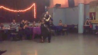 Barbara Ferreyra y Exequiel Relmuan- " El Buey Solo"  Milonga La Bruja