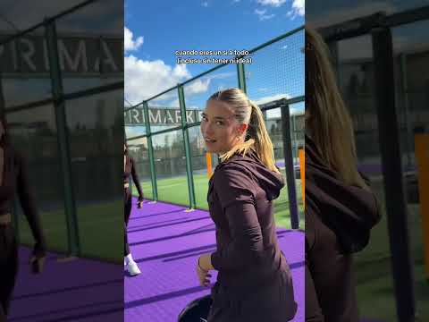 en verdad el pádel lo controlo un poquito (aún que no lo parezca…) 🤝 ❤️  #shortvideo #martina.merono